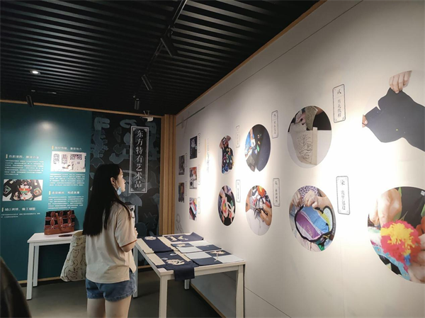 百合小说
开展新生思政第一课：在文化传承中厚植文化自信_fororder_图片8